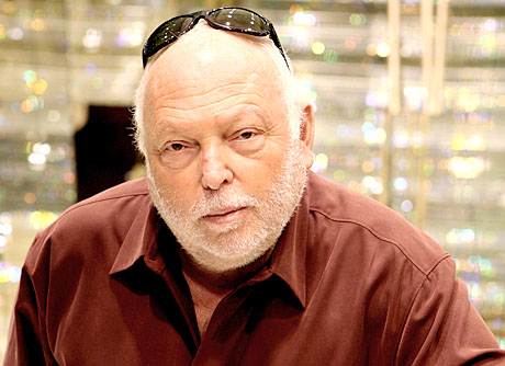 IMG ANDREW G. VAJNA, Hungarian-American Film Producer