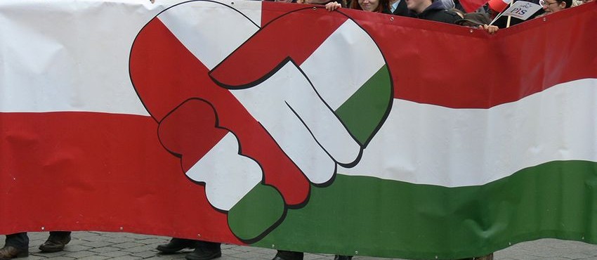 Hungarian Parliament Expresses “Solidarity” with Poland Over Article 7 Procedure post's picture