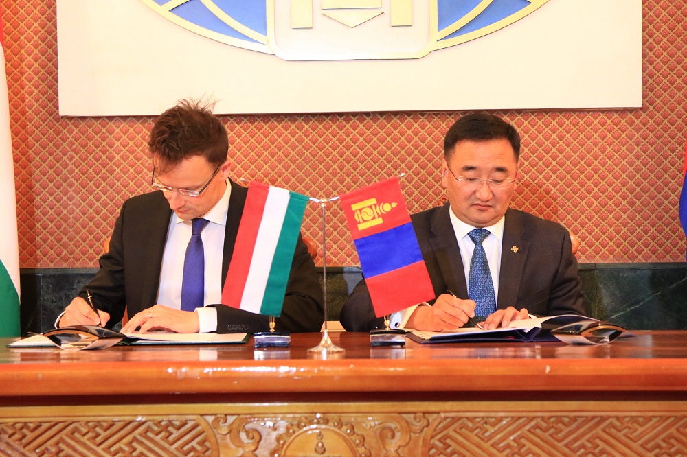 Hungarian Foreign Minister Eyes Boost In Technology Export To Mongolia post's picture