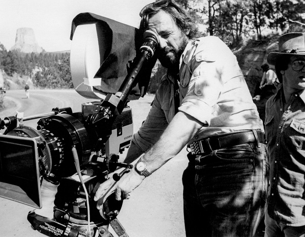 Zsigmond Vilmos working on Spielberg's "Close encounters" (photo: Peter Sorel)