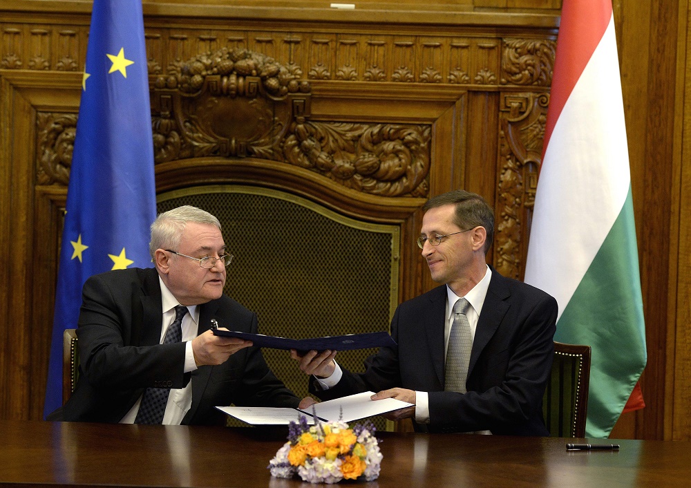 Hungary, European Investment Bank Sign €500M Loan Extension Agreement post's picture