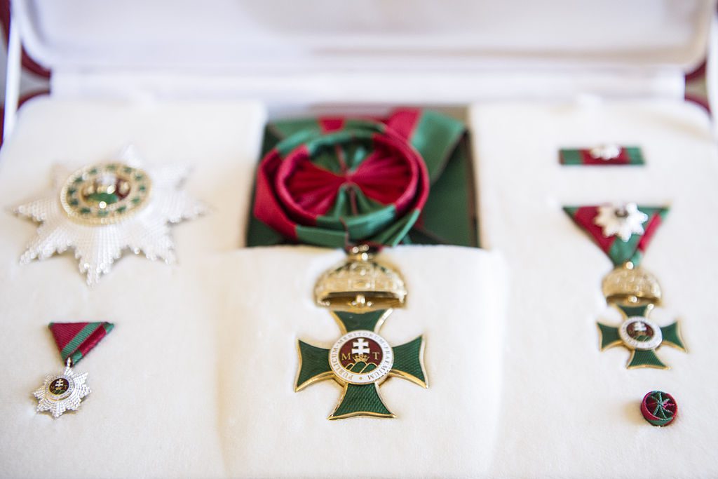 Order Of Saint Stephen: President Áder Hands Over Hungary’s Highest State Decoration post's picture