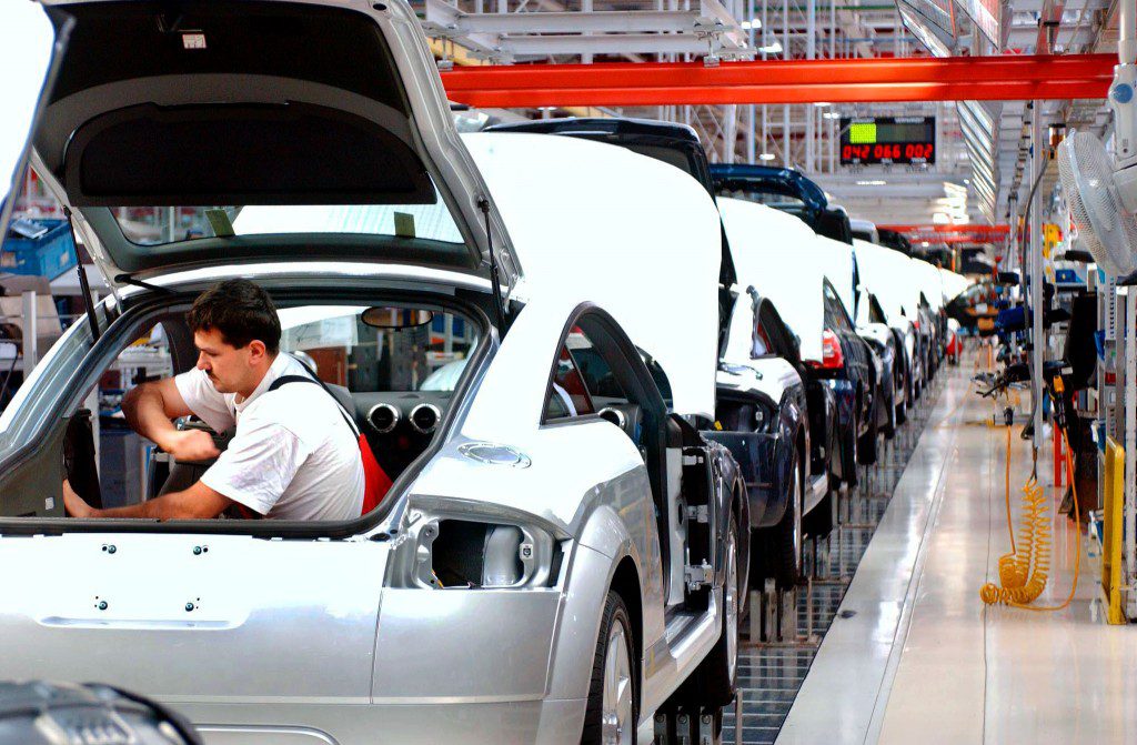 Carmakers Boost Hungary’s Industrial Output To Record 9,5% Growth In November post's picture