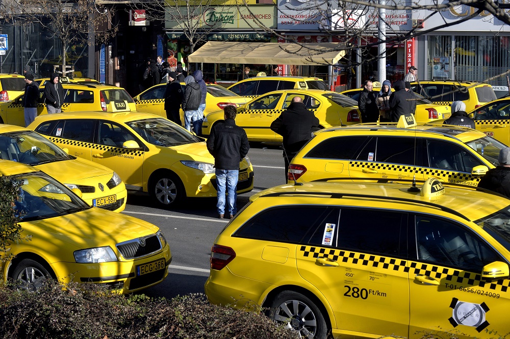Hungarian Taxi Drivers Stage Anti-Uber Demonstration In Budapest post's picture