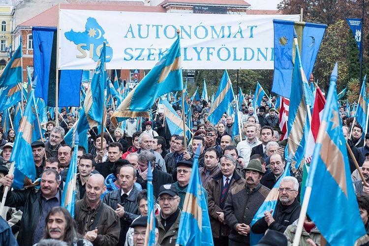 Tens Of Thousands Demonstrate For Székely Autonomy In Transylvania post's picture