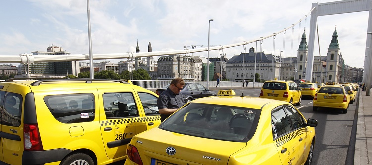 Taxi Fares to Become a Lot More Expensive in Budapest from May post's picture