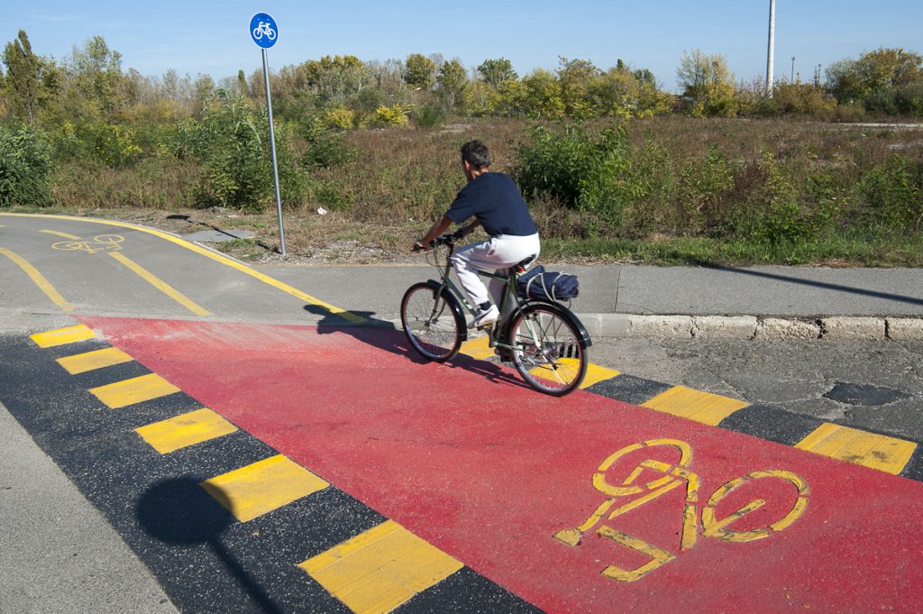 Government Commissioner: Cycle Path Between Budapest And Vienna Could Be Built post's picture