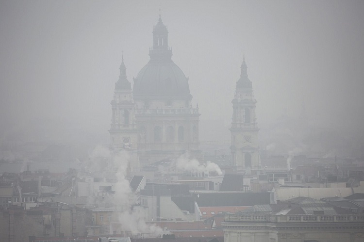 Smog Is In The Air – Red Alert For 16 Localities And Budapest post's picture