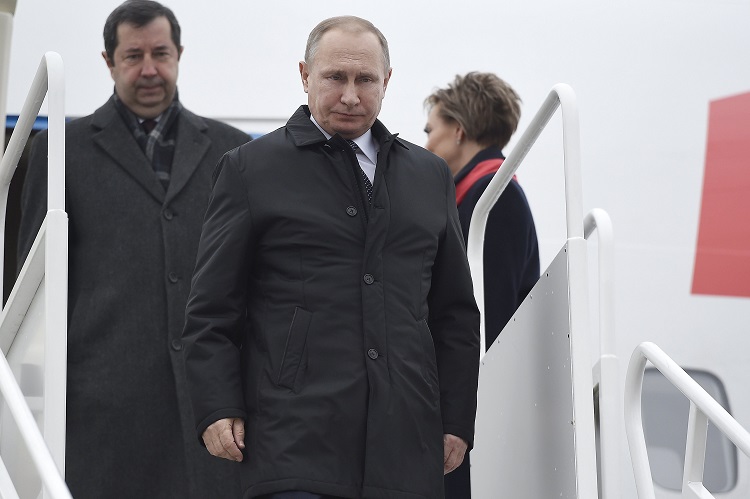 Putyinnak búcsút kell vennie a Debreceni Unió díszdoktori címétől