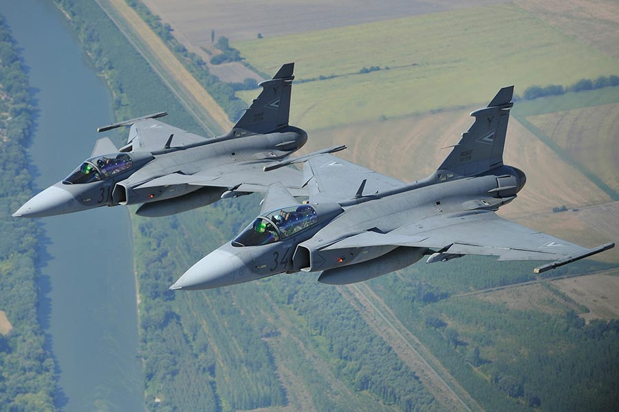 Third Bomb Threat in a Row Forces Hungarian Fighter Jets to Deploy post's picture