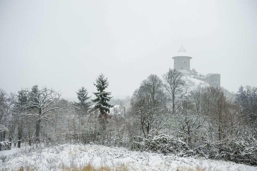 Let it Snow: Hungary Hit With First Major Snowfall of the Season – Photo Gallery! post's picture