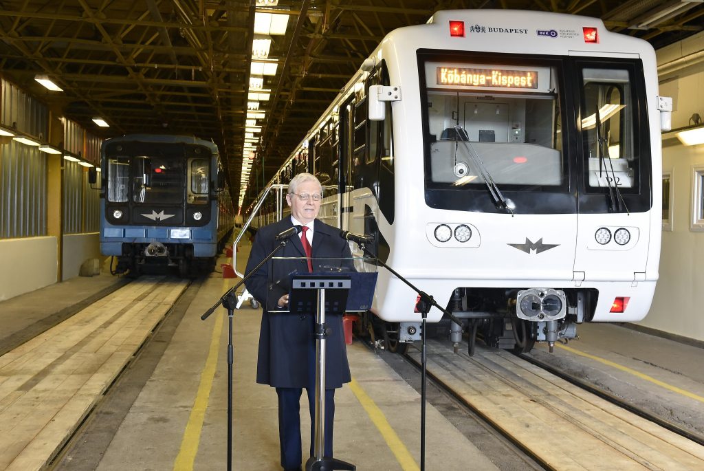 Tarlós: Upgrade of M3 Metro Line Trains is Nearly Complete post's picture