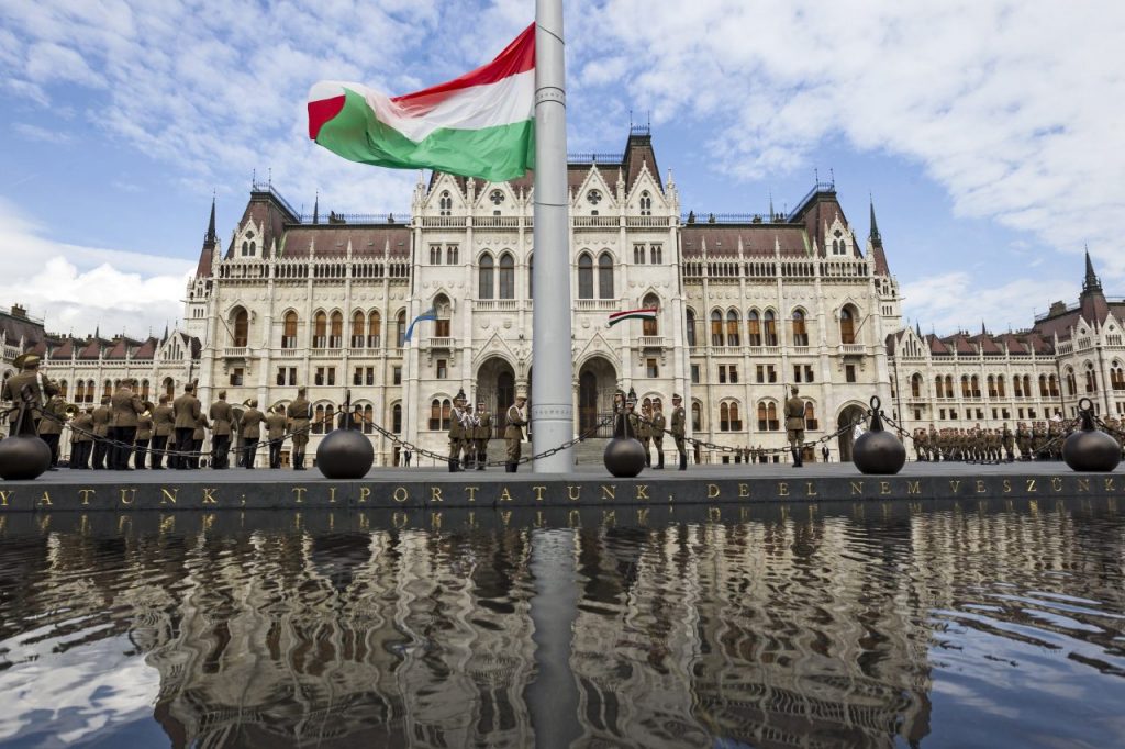 Hungarian Politics: Shifting to the Right in Terms of Symbols and National Issues post's picture