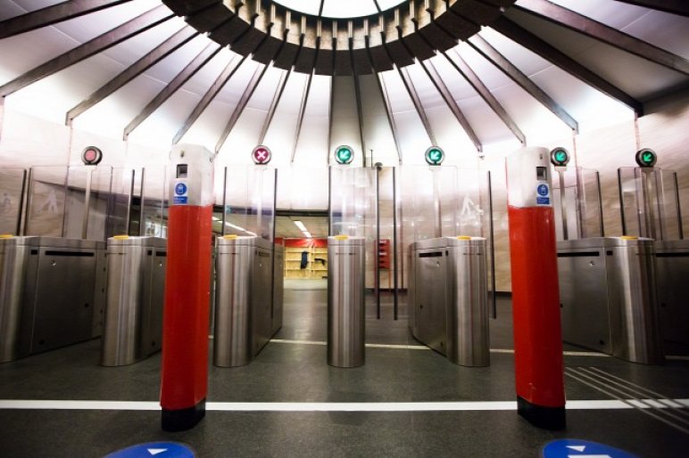 Budapest Continually Fails to Introduce an Automated Fare Collection System post's picture