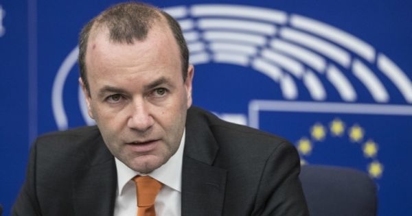 Manfred Weber Contradicts Himself on Fidesz and Article Seven post's picture