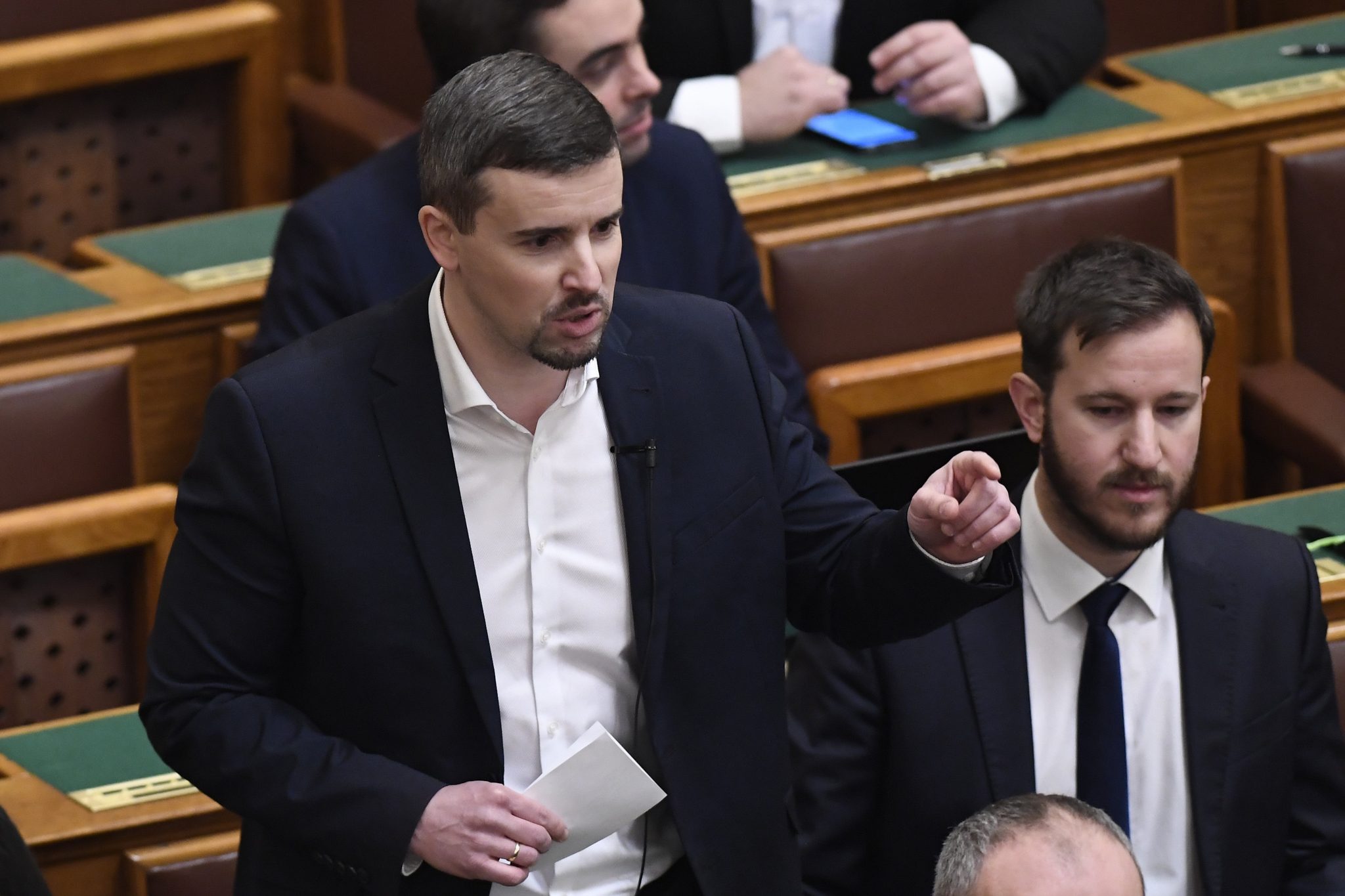 Jobbik: Govt Retains Cheap Labor with Foreign Workers - Hungary Today