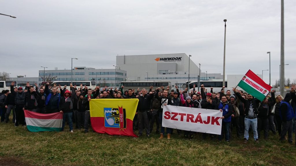Hankook Tire Workers, Management Reach Deal on Pay, Ending Strike post's picture