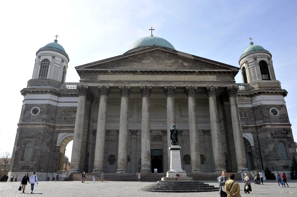 Catholic Bishops’ Conference to Set up System for Reporting Sexual Abuse post's picture