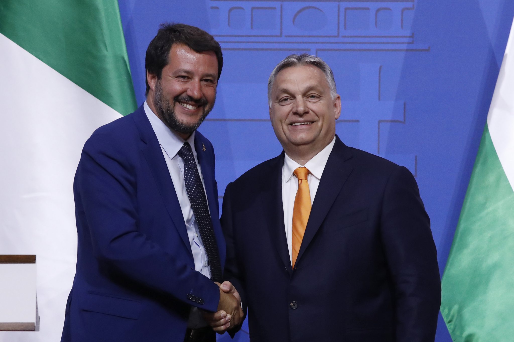 Orban, Salvini y Coxiewski en conversaciones para formar un nuevo grupo de la UE