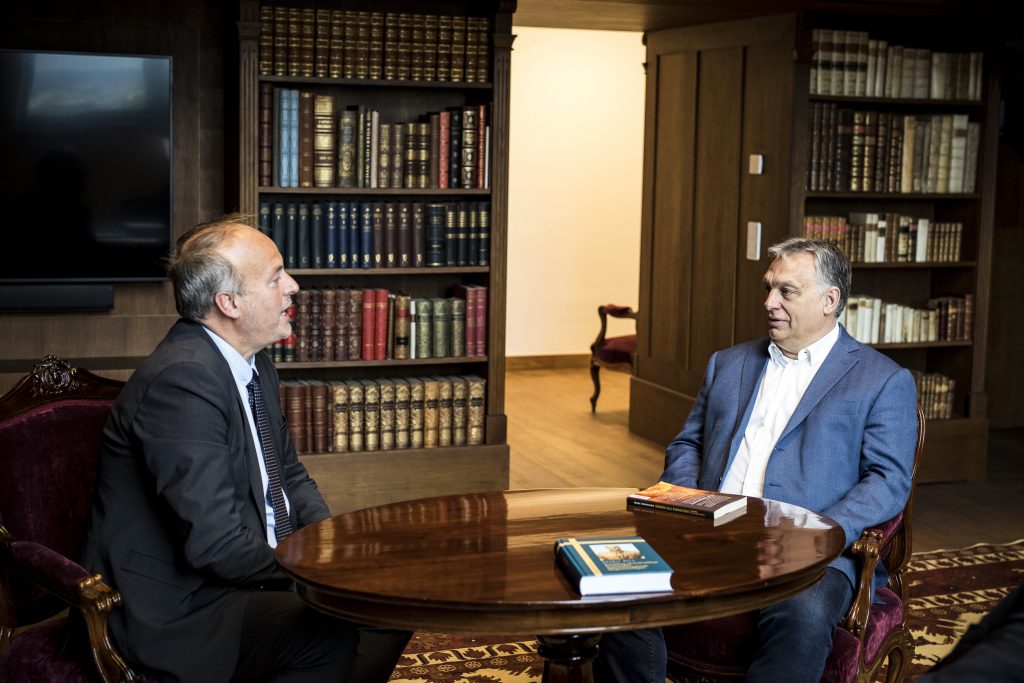 Orbán Discusses Persecuted Christians, Protection for Traditional Values with Christian Charity Head post's picture