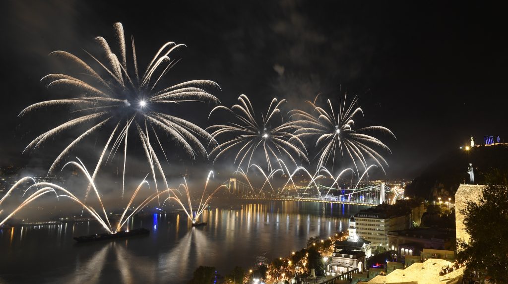 Gov’t to Decide on Wednesday About August 20th Fireworks post's picture