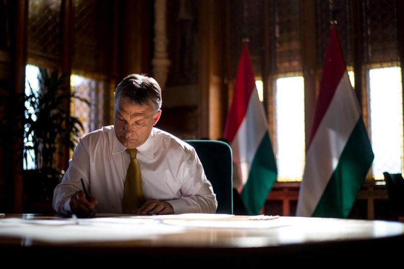 Orbán: Hungarians Will Never Forget US President Who Sent Back Holy Crown post's picture