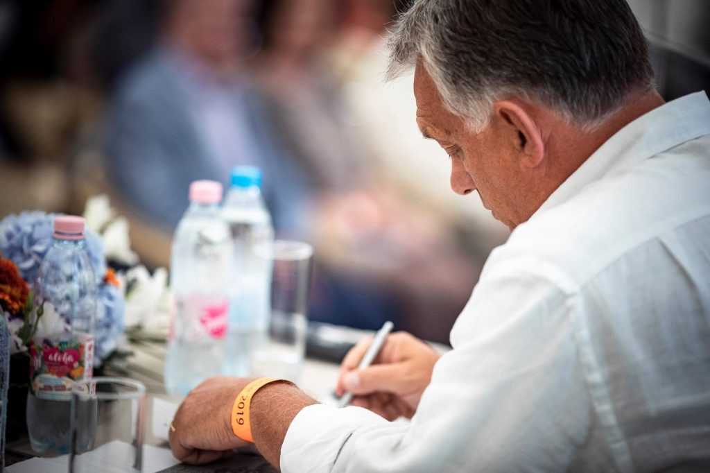 Orbán Addresses Pensioners Before Local Elections post's picture