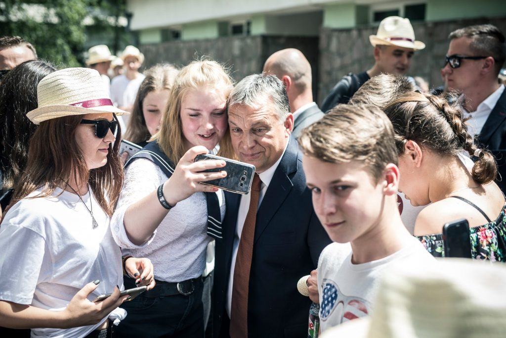 Fidesz Eager to Win Back Support of Young Generation post's picture