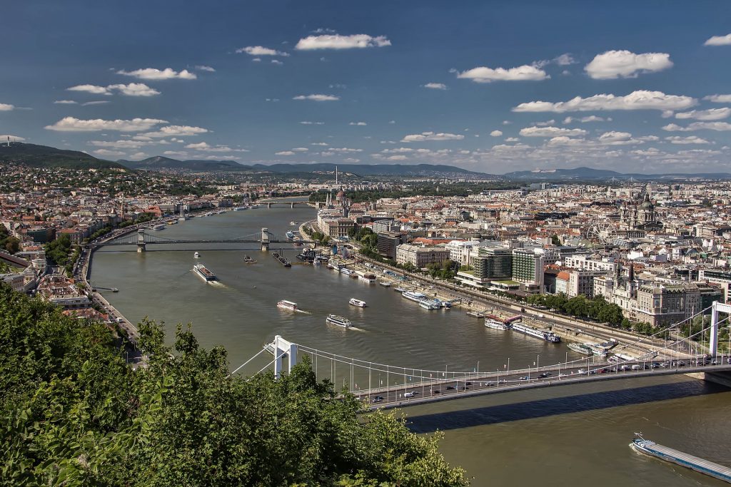 Gov’t Sets up Budapest Development Centre post's picture