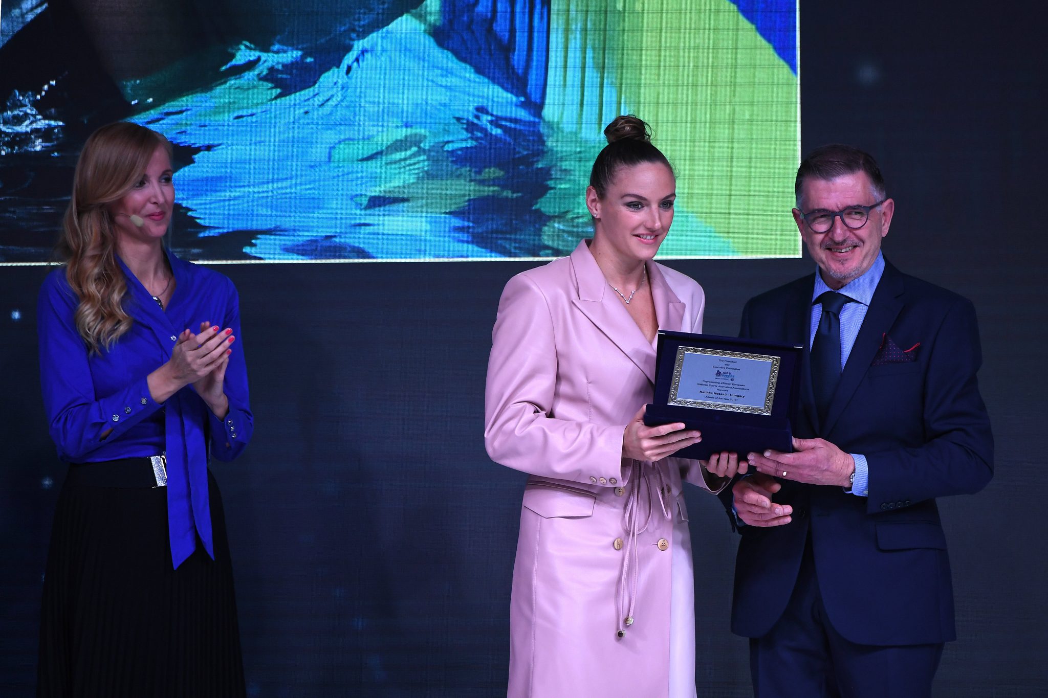 Katinka Hosszú Collects AIPS European Sportswoman of the Year Award