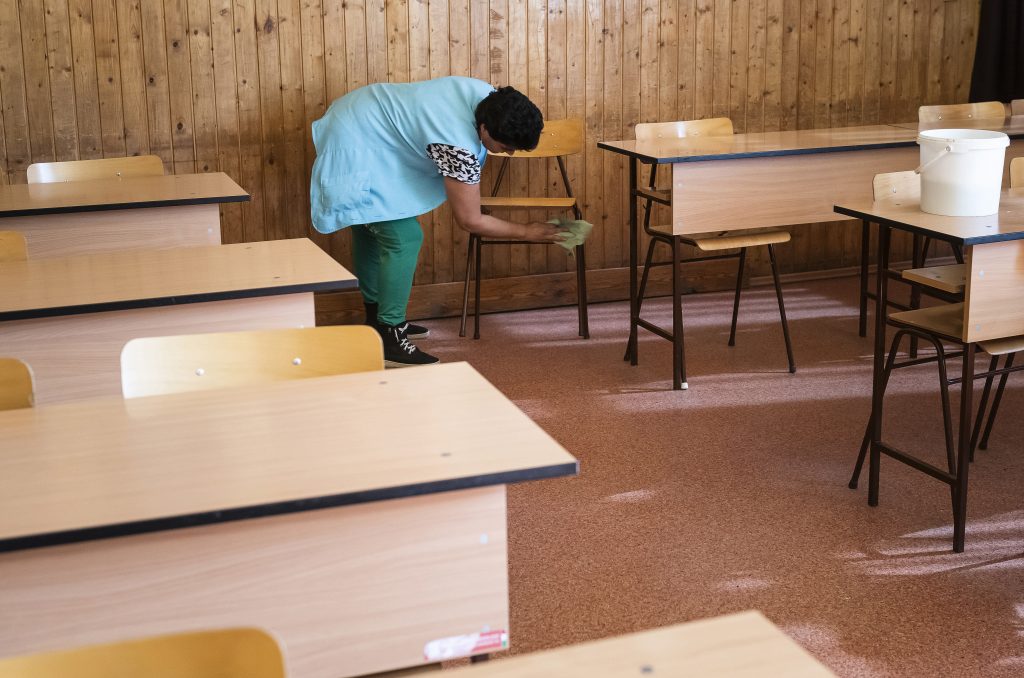 MSZP: Gov’t Causes Uncertainty over Coronavirus Measures at Start of School Year post's picture