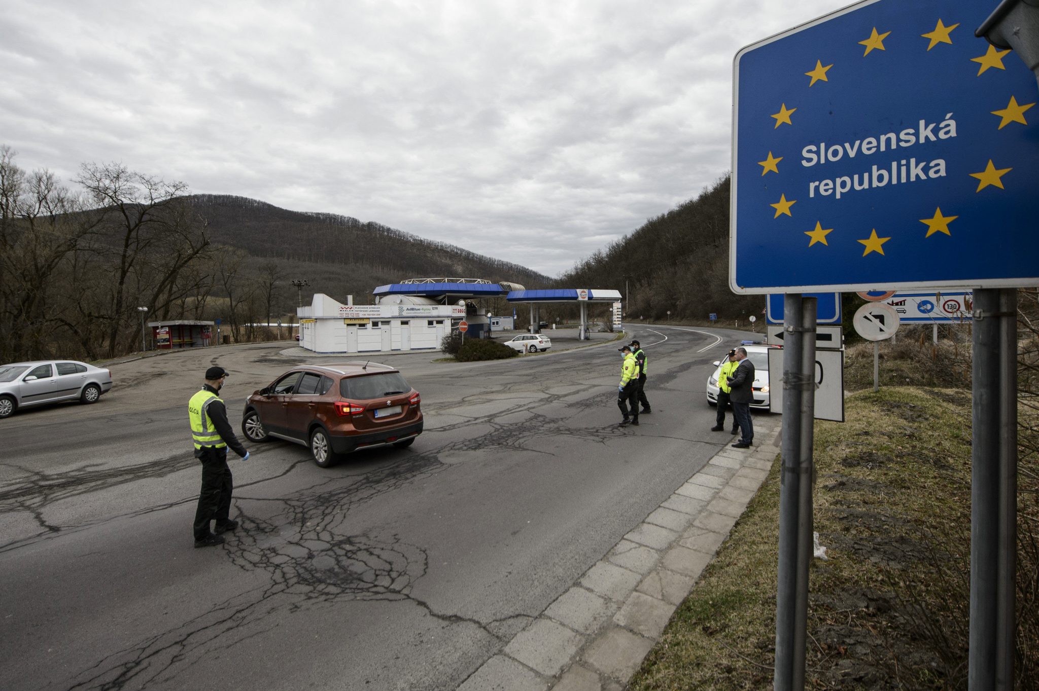Czechia Forced to React to the Situation on the Czech-Slovak Border