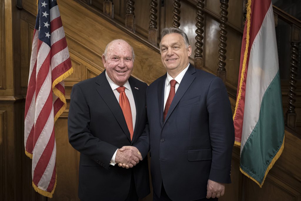 Former US Ambassador to Hungary Praises Orbán’s Premiership post's picture