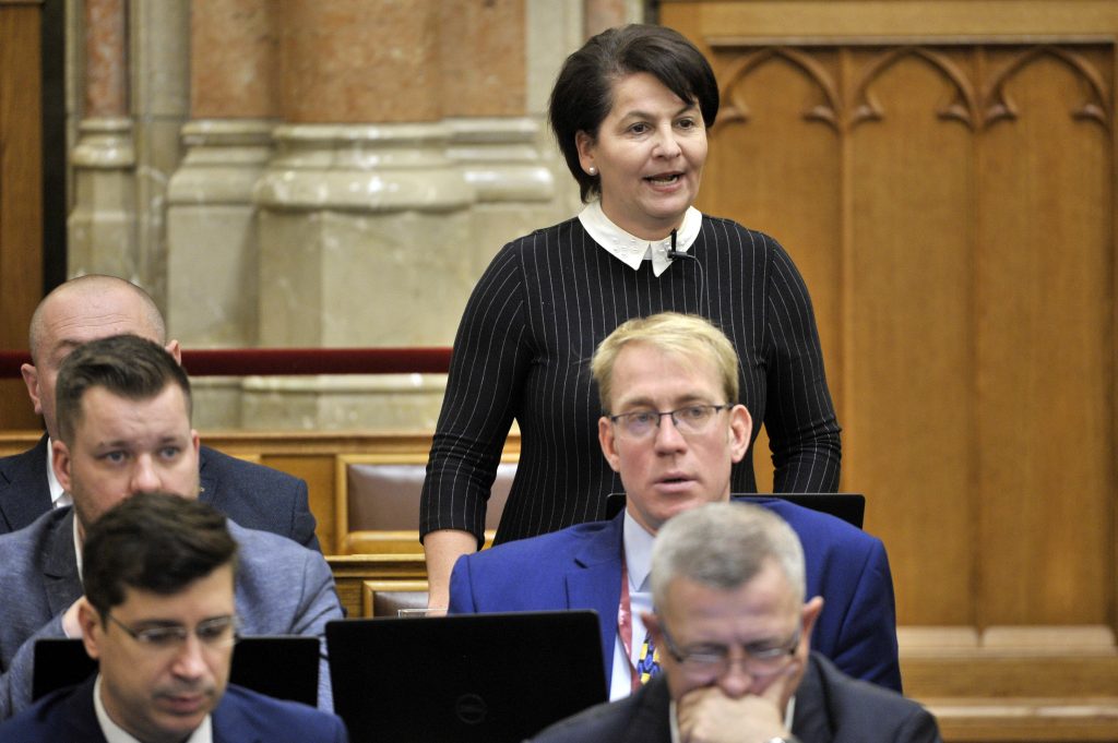 Jobbik’s Varga-Damm Refuses to Return Her Mandate post's picture