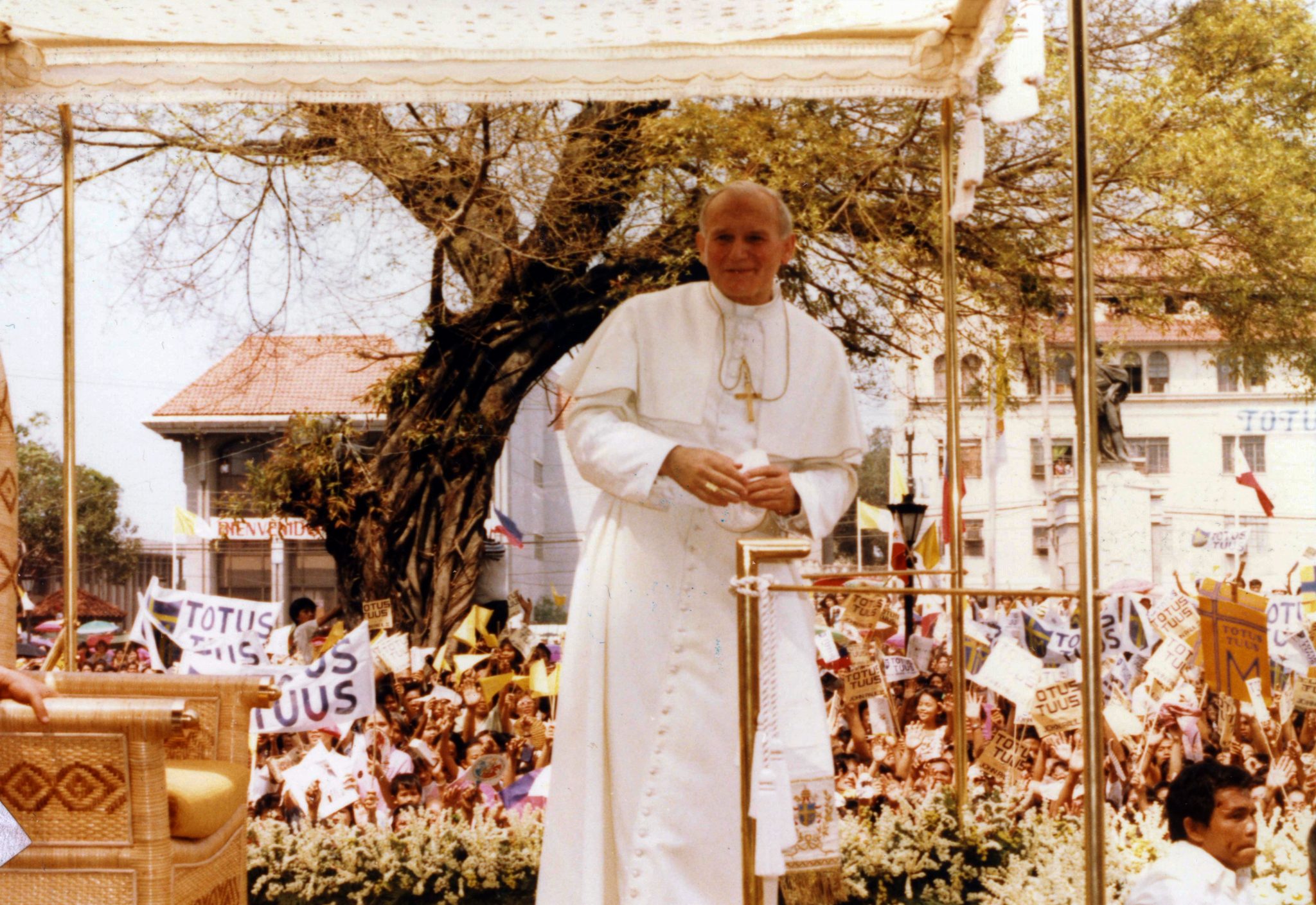 Pope John Paul II and the Hungarians