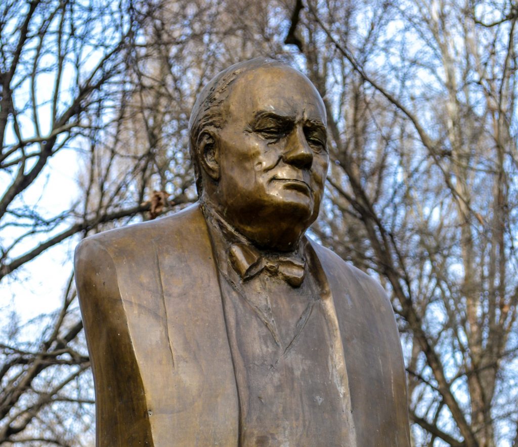 Churchill Statue in Budapest Damaged with Words ‘Nazi’, ‘Racist’ and ‘BLM’ Spraypainted on It post's picture
