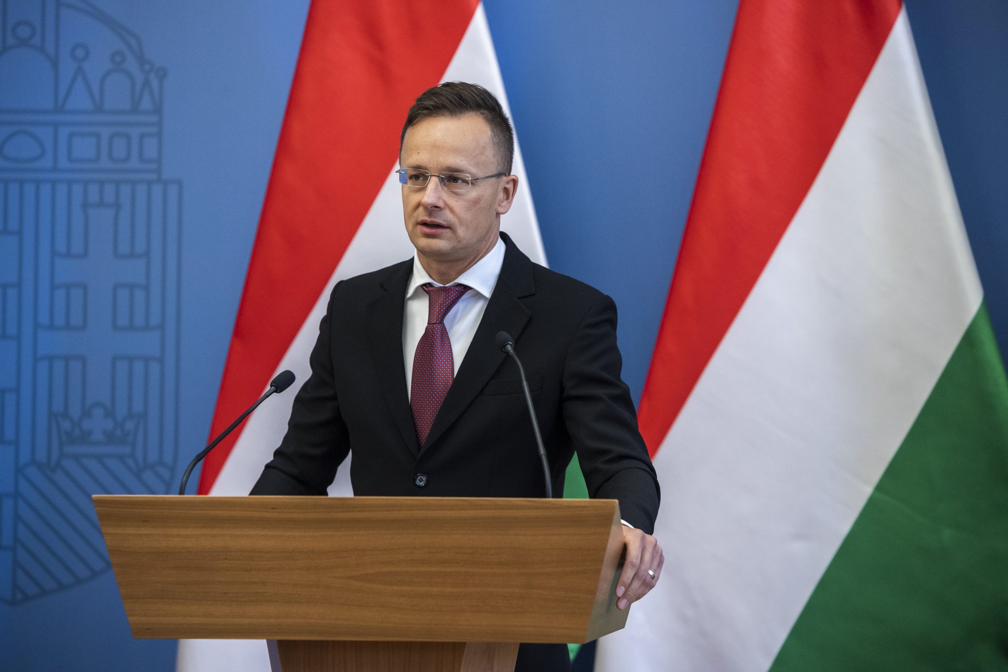 Foreign Minister: Hungary to Complete Pipeline for Azeri Gas by October