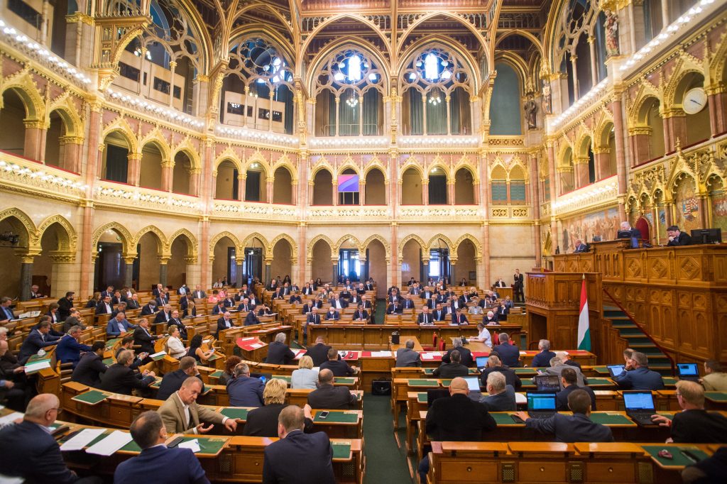 Parliament Passes Climate Protection Law post's picture