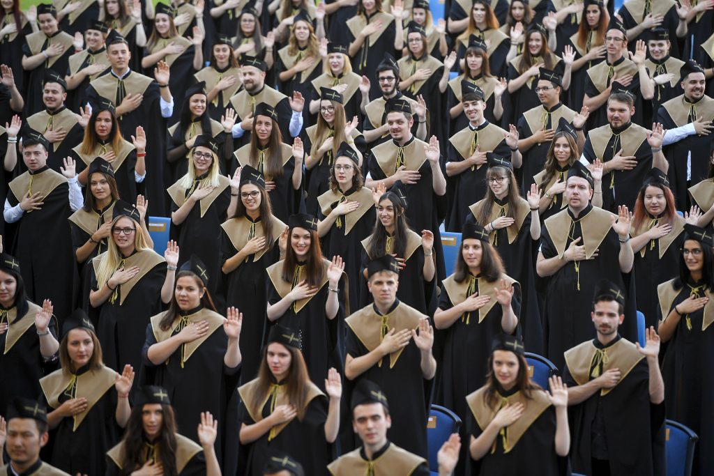 As Applications Decrease, 68,000 Gain Admission to Higher Education Institutions post's picture