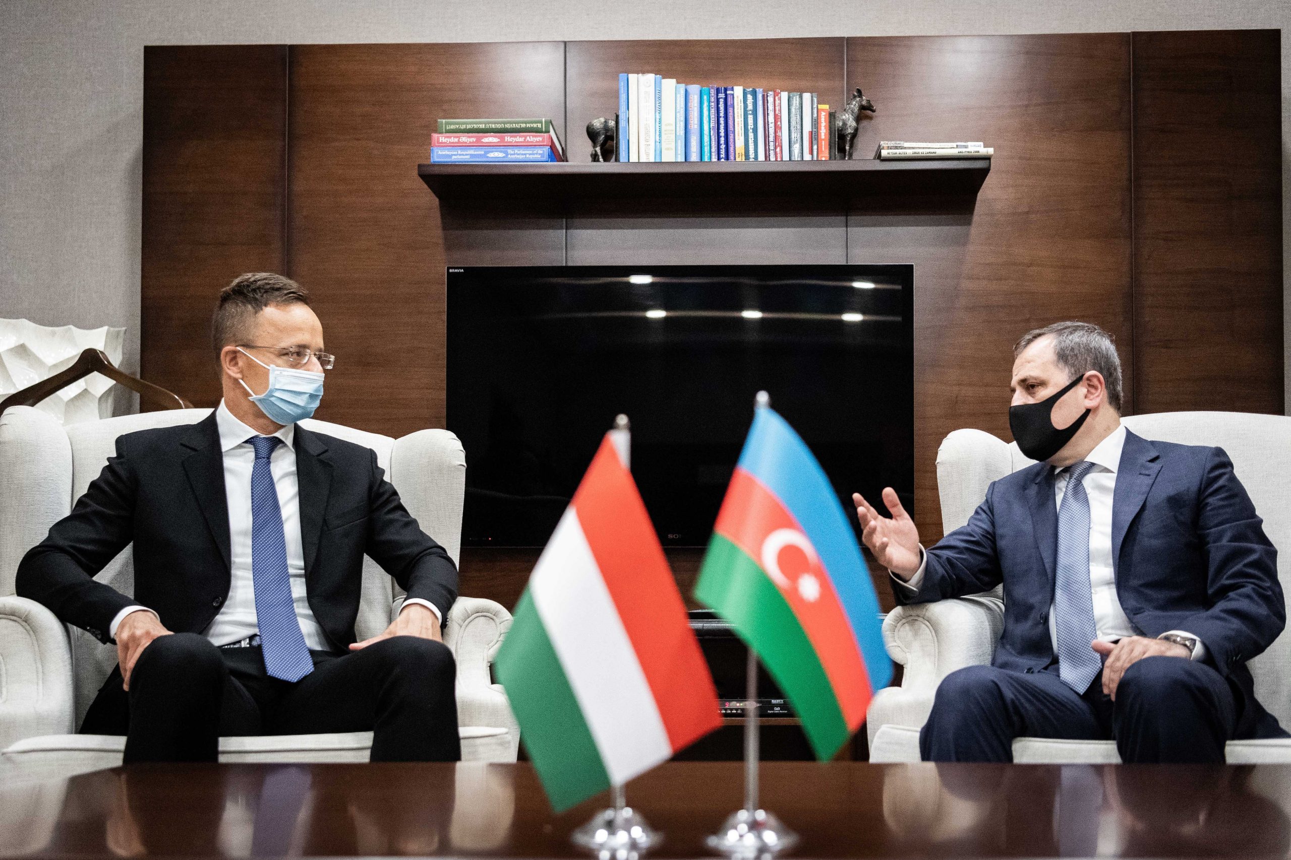 Szijjártó: Azerbaijan Key to Hungary's Secure Energy Supply