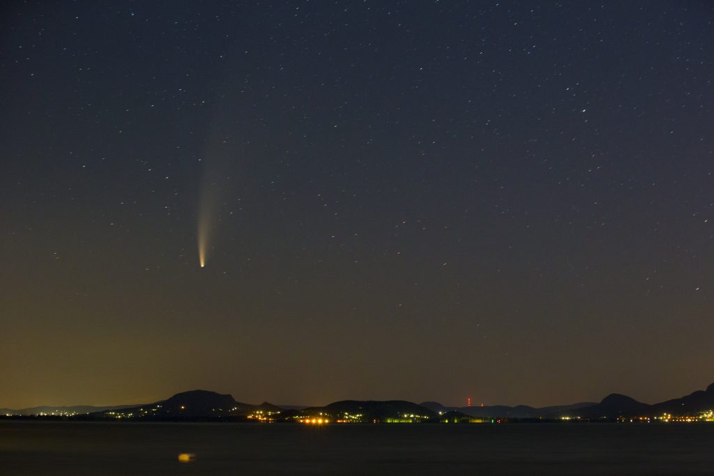 First Comet of 2022 Discovered in Hungary post's picture