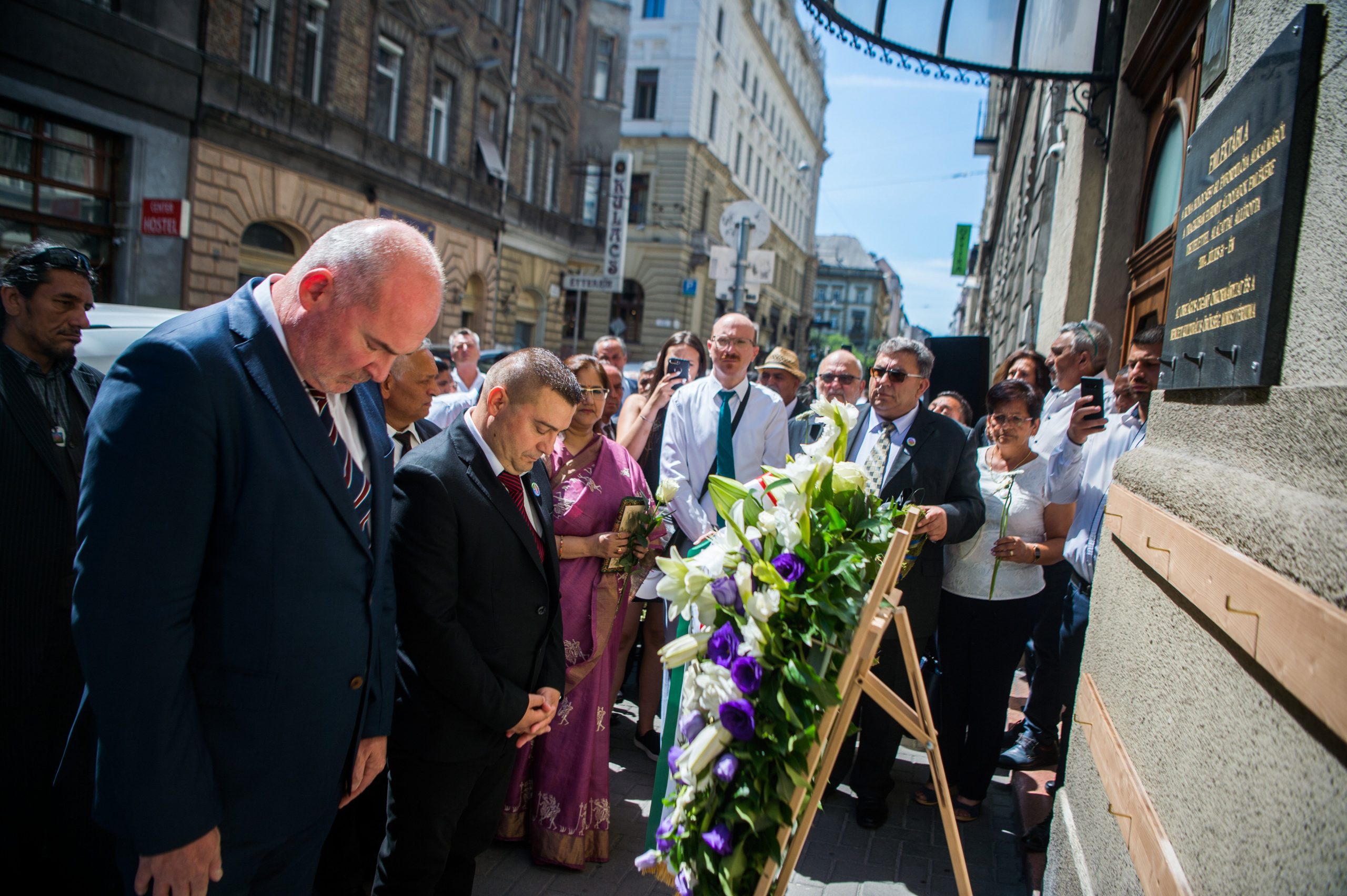 Roma Holocaust Memorial Day Marked in Budapest