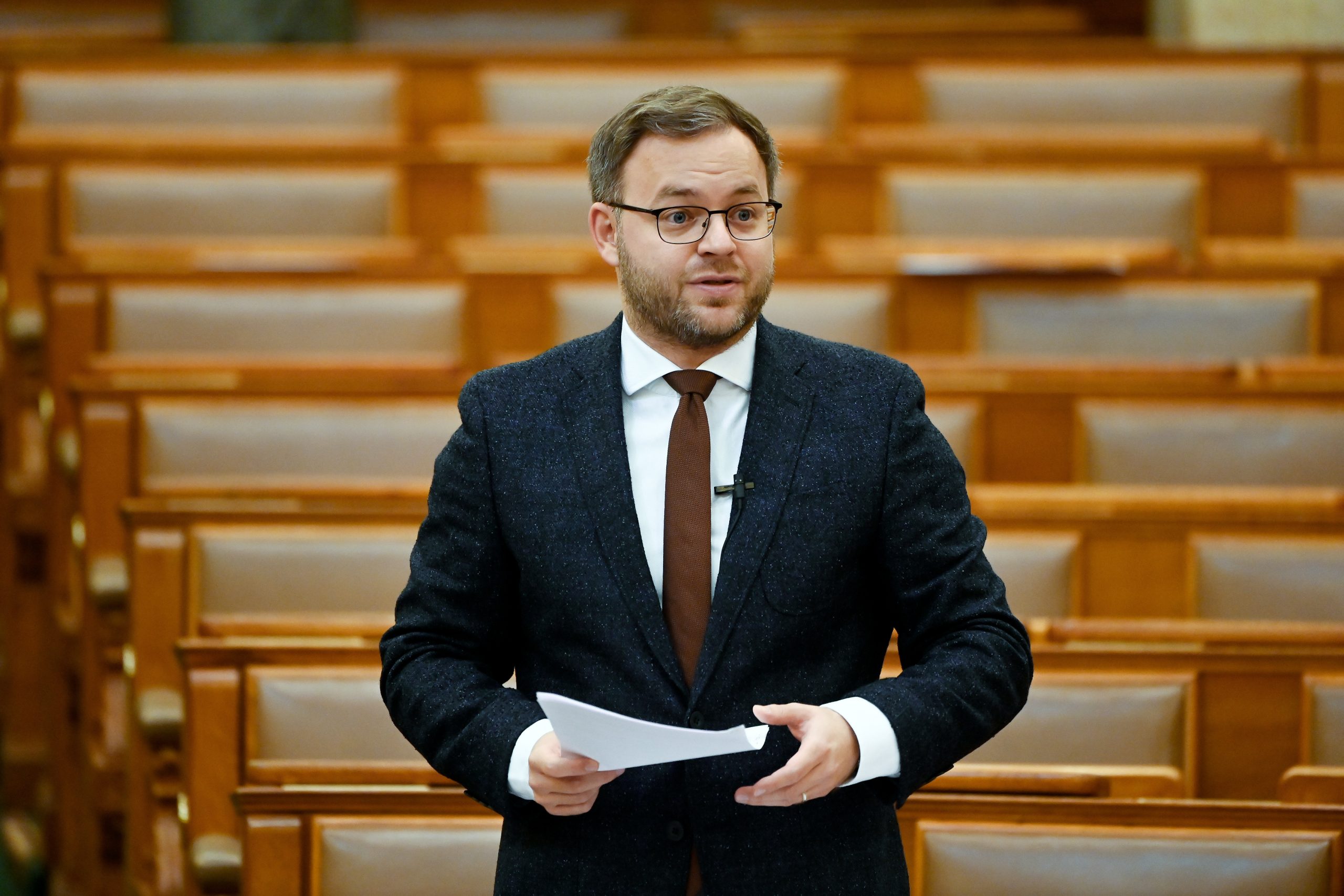 Coronavirus: Deputy Minister Claims Virologist's Warning that Hungary is 