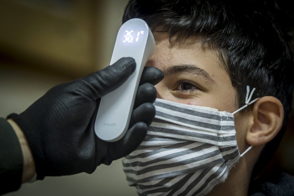 Coronavirus: 40,000 Digital Thermometers Sent to Schools post's picture