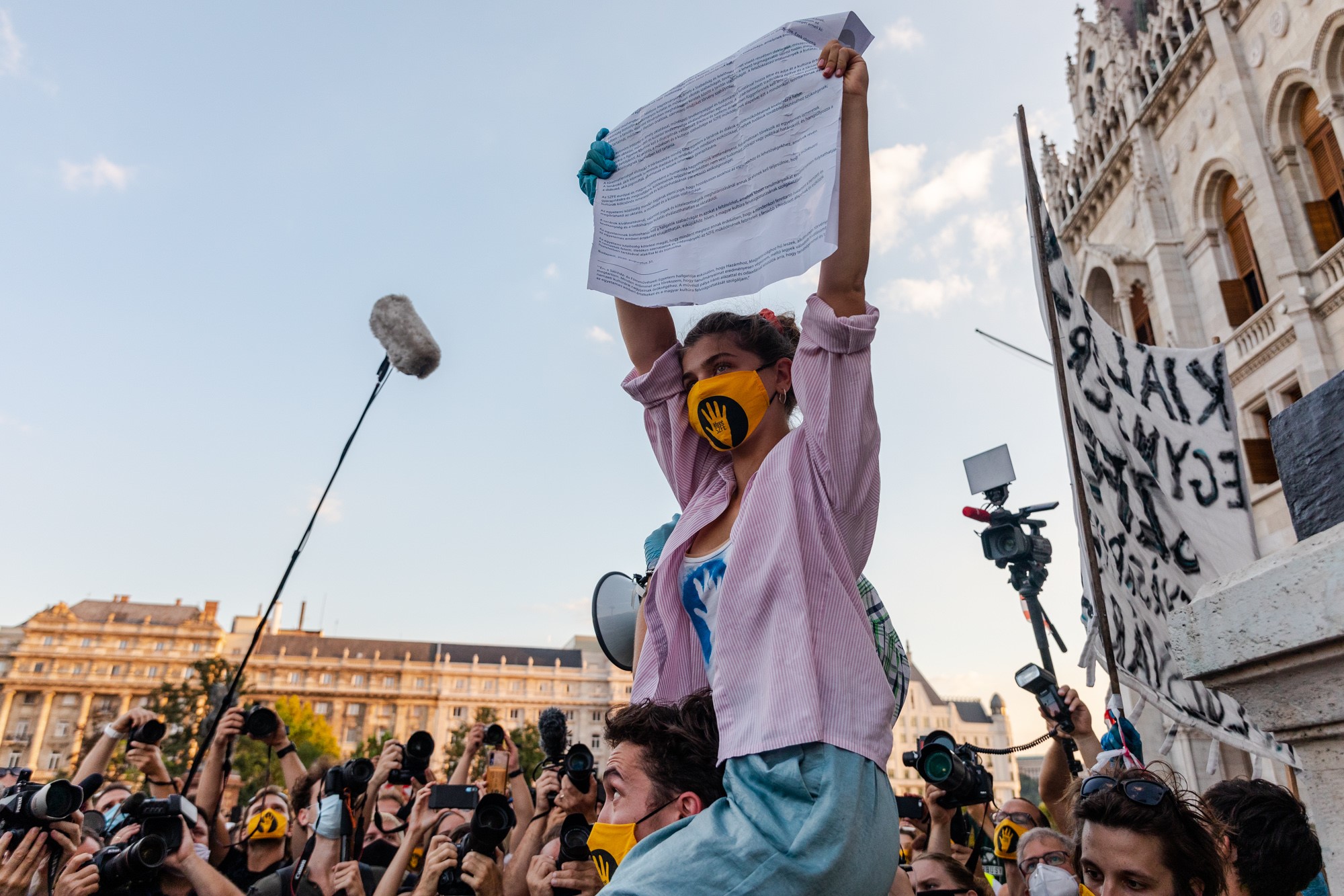 Budapest Man Jailed for Knifing Supporter of Student Protest Movement