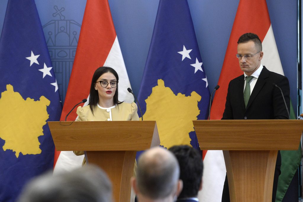 FM Szijjártó Meets Kosovo’s FM: W Balkans’ EU Integration Hungary’s Strategic Interest post's picture