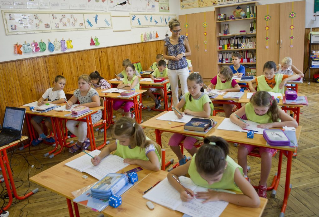 Gov’t: Hungarian Maths, Science Education among Best in Europe post's picture