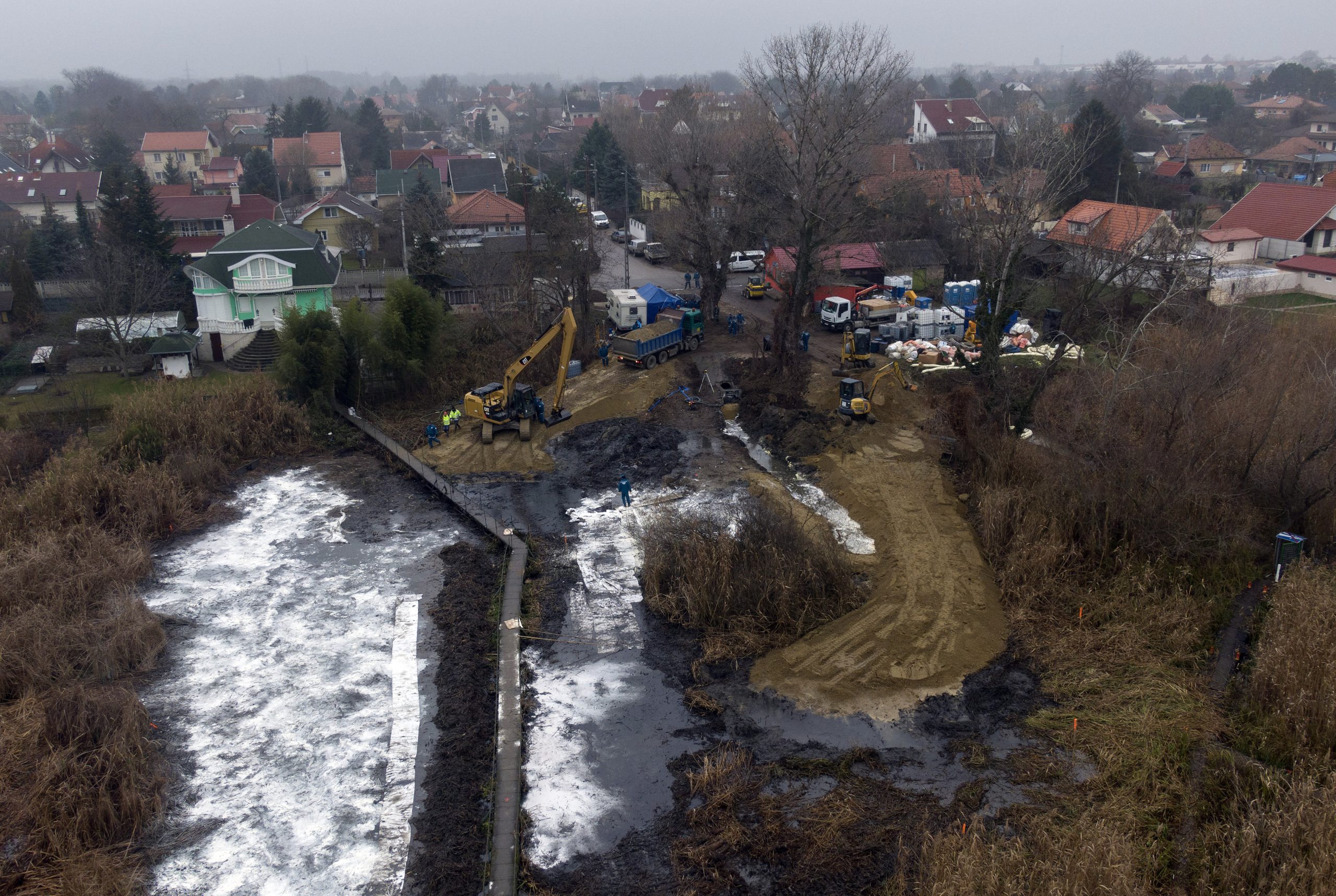 Police Arrest Man Suspected of Danube Oil Pollution