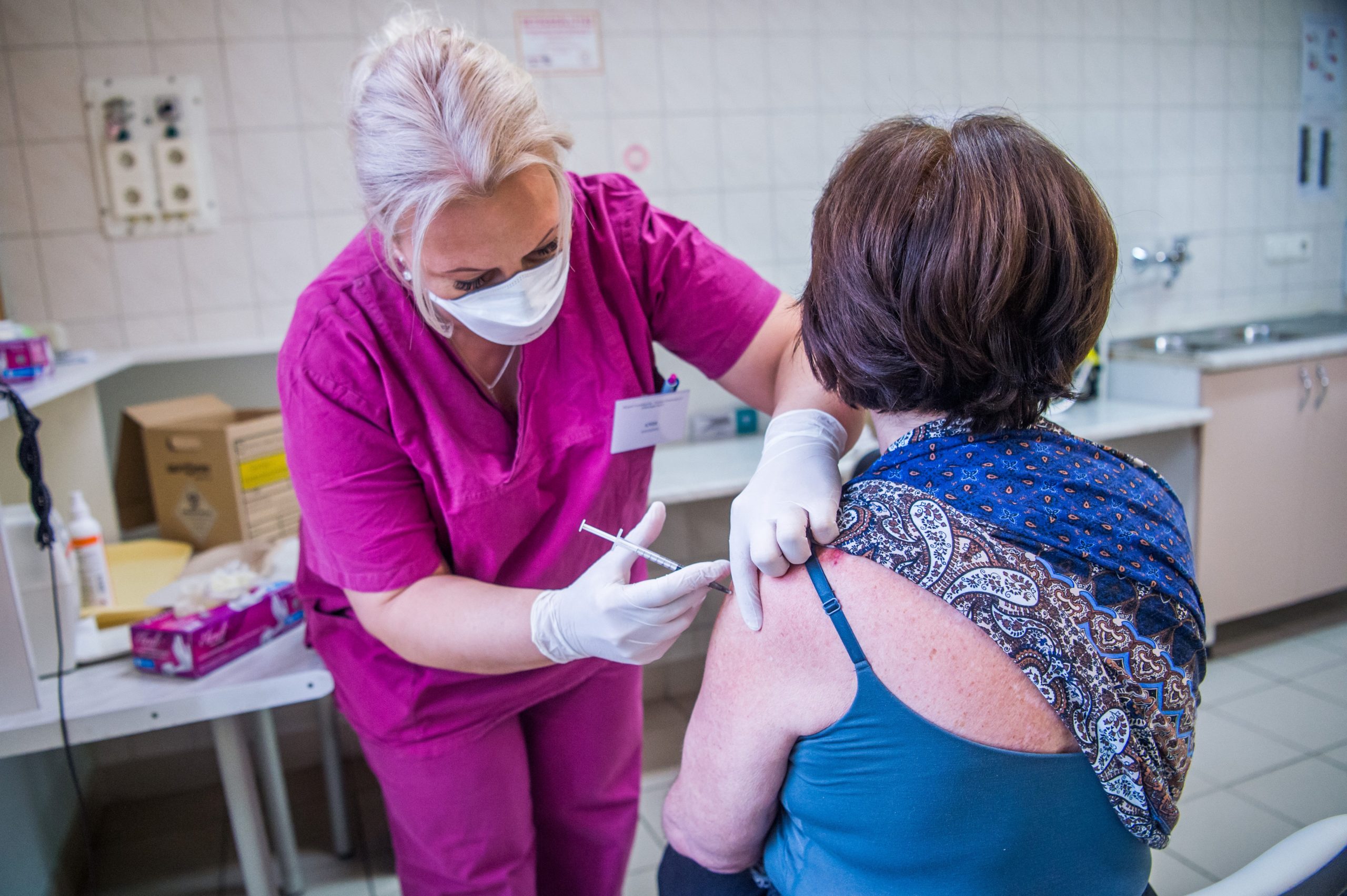 Priority List of Hungary's Vaccination Plan Revealed