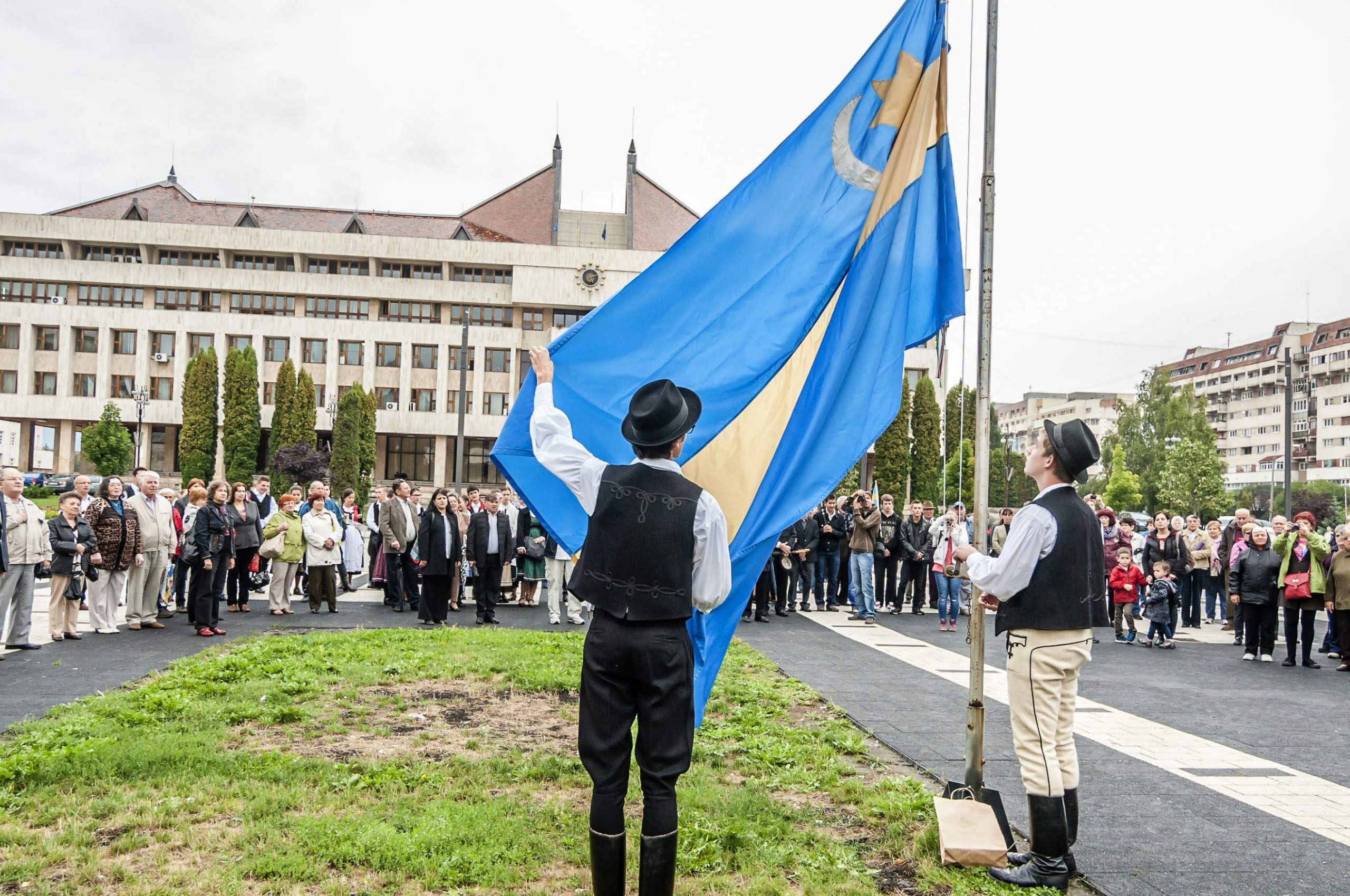 Szekler National Council’s EU Signature Drive is a Success
